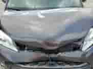 2020 Toyota Sienna XLE z VIN 5TDYZ3DC5LS064504, wystawiony jako Copart lot #70284285 z przebiegiem 104 192 mil mil oraz Nie do naprawy • Non repairable. Historia ofert i sprzedaży dostępna na DreamBid. Obrazek 12.