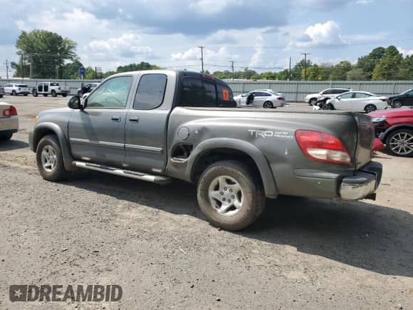 2004 Toyota Tundra SR5 z VIN 5TBRT34134S443967, wystawiony jako Copart lot #68913605 z przebiegiem Nie podano mil oraz Szkoda całkowita • Salvage title. Historia ofert i sprzedaży dostępna na DreamBid. Obrazek 2.