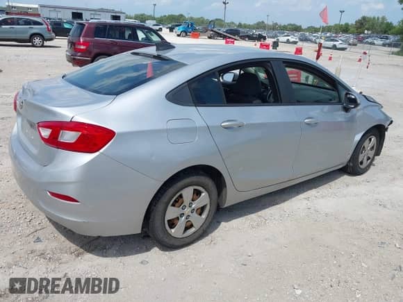 2016 Chevrolet Cruze LS с VIN 1G1BC5SM0G7235103, выставлен на аукционе IAAI как лот 42818978 с пробегом 68 208 миль миль и . История ставок и продаж доступна на DreamBid. Изображение 4.