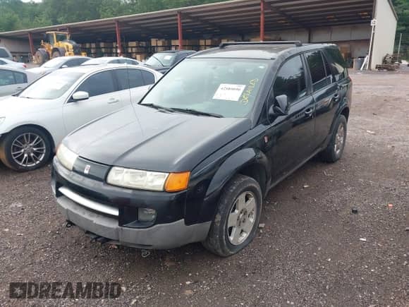 2005 Saturn VUE z VIN 5GZCZ63485S843622, wystawiony jako IAAI lot #42589090 z przebiegiem 240 038 mil mil oraz . Historia ofert i sprzedaży dostępna na DreamBid. Obrazek 2.