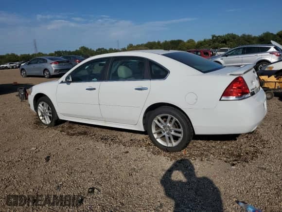 2010 Chevrolet Impala LTZ z VIN 2G1WC5EM4A1171021, wystawiony jako Copart lot #72095285 z przebiegiem 104 529 mil mil oraz Szkoda całkowita • Salvage title. Historia ofert i sprzedaży dostępna na DreamBid. Obrazek 2.