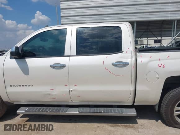 2014 Chevrolet Silverado 1500 LT with VIN 3GCPCREC1EG549576, listed as a IAAI auction lot 43027036 with 238,155 mi miles and . Bid and sale history available at DreamBid. Image 15.