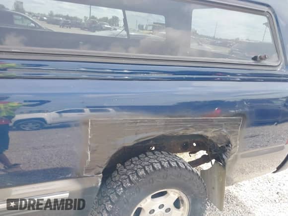 2000 Chevrolet Silverado 1500 LS with VIN 1GCEC14T6YE339772, listed as a IAAI auction lot 43111726 with 162,701 mi miles and . Bid and sale history available at DreamBid. Image 6.