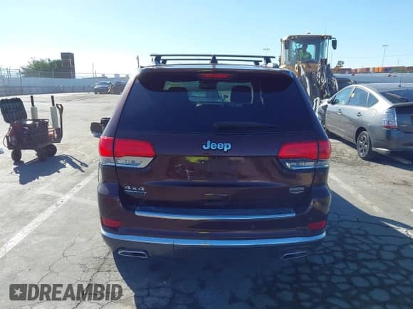 2014 Jeep Grand Cherokee Summit с VIN 1C4RJFJM0EC432392, выставлен на аукционе IAAI как лот 43405419 с пробегом 108 169 миль миль и . История ставок и продаж доступна на DreamBid. Изображение 17.