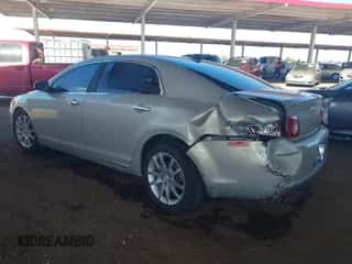 2012 Chevrolet Malibu LTZ 1LZ z VIN 1G1ZE5E06CF214418, wystawiony jako IAAI lot #43450311 z przebiegiem 177 772 mil mil oraz . Historia ofert i sprzedaży dostępna na DreamBid. Obrazek 3.