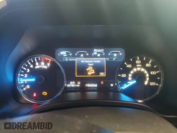 2018 Ford F-150 XLT z VIN 1FTEW1EP0JFE27774, wystawiony jako Copart lot #84809625 z przebiegiem 157 784 mil mil oraz Szkoda całkowita • Salvage title. Historia ofert i sprzedaży dostępna na DreamBid. Obrazek 9.