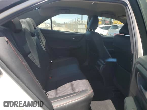 2015 Toyota Camry SE z VIN 4T1BF1FK6FU901540, wystawiony jako Copart lot #67824065 z przebiegiem 120 485 mil mil oraz Szkoda całkowita • Salvage title. Historia ofert i sprzedaży dostępna na DreamBid. Obrazek 10.