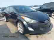 2013 Hyundai Elantra GLS z VIN KMHDH4AEXDU656597, wystawiony jako IAAI lot #42389315 z przebiegiem 173 093 mil mil oraz . Historia ofert i sprzedaży dostępna na DreamBid. Obrazek 1.