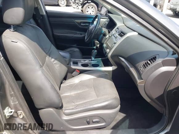 2015 Nissan Altima S с VIN 1N4AL3APXFN884653, выставлен на аукционе IAAI как лот 42627771 с пробегом 169 645 миль миль и . История ставок и продаж доступна на DreamBid. Изображение 5.