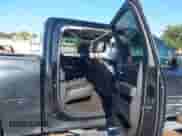 2017 Chevrolet Silverado 1500 LTZ z VIN 3GCUKSEJ5HG490158, wystawiony jako IAAI lot #43144365 z przebiegiem 184 956 mil mil oraz . Historia ofert i sprzedaży dostępna na DreamBid. Obrazek 8.