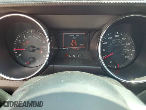 2015 Ford Mustang V6 with VIN 1FA6P8AMXF5407573, listed as a Copart auction lot 68885525 with 124,293 mi miles and Salvage title. Bid and sale history available at DreamBid. Image 9.