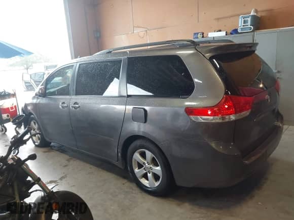 2014 Toyota Sienna LE AAS with VIN 5TDKK3DC8ES487963, listed as a IAAI auction lot 43192797 with 229,003 mi miles and . Bid and sale history available at DreamBid. Image 14.