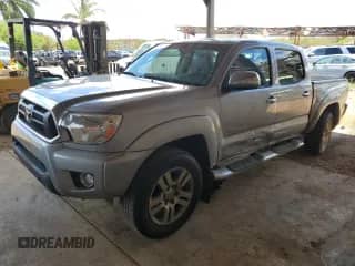 2015 Toyota Tacoma PreRunner z VIN 3TMJU4GN9FM177668, wystawiony jako Copart lot #69153395 z przebiegiem 20 129 mil mil oraz Szkoda całkowita • Salvage title. Historia ofert i sprzedaży dostępna na DreamBid. Obrazek 1.