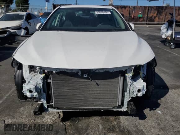 2024 Toyota Camry Hybrid LE с VIN 4T1C31AK1RU062390, выставлен на аукционе Copart как лот 85008695 с пробегом 21 761 миль миль и Списание • Salvage title. История ставок и продаж доступна на DreamBid. Изображение 5.