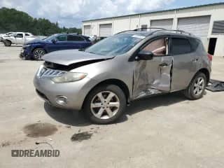 2009 Nissan Murano SL z VIN JN8AZ18UX9W102881, wystawiony jako Copart lot #70095545 z przebiegiem 244 269 mil mil oraz Szkoda całkowita • Salvage title. Historia ofert i sprzedaży dostępna na DreamBid. Obrazek 1.