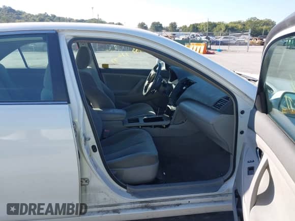 2009 Toyota Camry with VIN 4T1BE46K59U884108, listed as a IAAI auction lot 43377677 with 270,440 mi miles and . Bid and sale history available at DreamBid. Image 5.