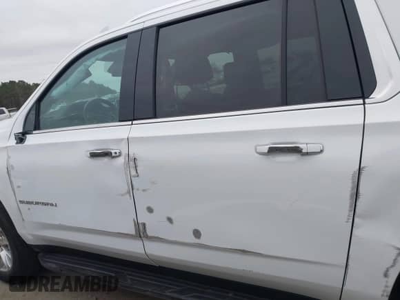 2023 Chevrolet Suburban Premier с VIN 1GNSCFKD7PR254451, выставлен на аукционе IAAI как лот 41499206 с пробегом 44 665 миль миль и . История ставок и продаж доступна на DreamBid. Изображение 14.