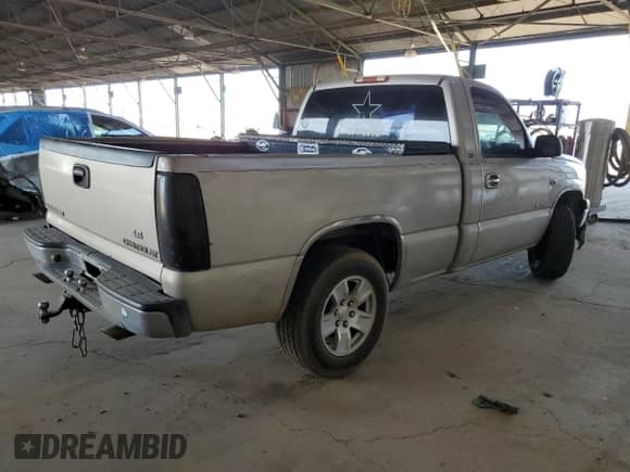 2006 Chevrolet Silverado 1500 Work Truck с VIN 3GCEC14V06G137520, выставлен на аукционе Copart как лот 42435345 с пробегом 352 386 миль миль и Списание • Salvage title. История ставок и продаж доступна на DreamBid. Изображение 3.