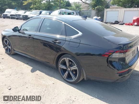 2025 Honda Accord Sport with VIN 1HGCY2F53SA018396, listed as a IAAI auction lot 42962879 with 24,192 mi miles and . Bid and sale history available at DreamBid. Image 3.