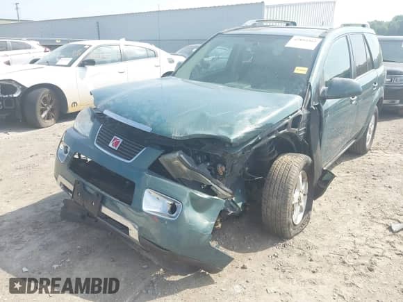 2006 Saturn VUE with VIN 5GZCZ534X6S898858, listed as a IAAI auction lot 42892562 with 169,994 mi miles and . Bid and sale history available at DreamBid. Image 6.