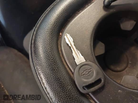 2007 Chevrolet Suburban LS with VIN 3GNGK26K27G287514, listed as a IAAI auction lot 43311893 with 191,898 mi miles and . Bid and sale history available at DreamBid. Image 11.