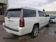 2018 Cadillac Escalade ESV Premium Luxury с VIN 1GYS4JKJ2JR285901, выставлен на аукционе Copart как лот 67825135 с пробегом 136 490 миль миль и Списание • Salvage title. История ставок и продаж доступна на DreamBid. Изображение 3.