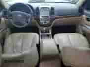 2012 Hyundai Santa Fe Limited z VIN 5XYZK3AB8CG125653, wystawiony jako Copart lot #81908775 z przebiegiem 209 217 mil mil oraz Czysty tytuł • Clean title. Historia ofert i sprzedaży dostępna na DreamBid. Obrazek 8.