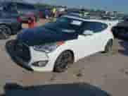 2016 Hyundai Veloster Turbo с VIN KMHTC6AE8GU266527, выставлен на аукционе IAAI как лот 43046164 с пробегом 134 658 миль миль и . История ставок и продаж доступна на DreamBid. Изображение 17.