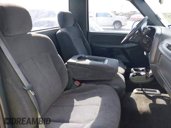1999 Chevrolet Silverado 1500 with VIN 1GCEK14VXXZ138517, listed as a IAAI auction lot 43337673 with Not provided miles and . Bid and sale history available at DreamBid. Image 8.