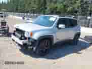 2017 Jeep Renegade Latitude z VIN ZACCJABB9HPG50241, wystawiony jako IAAI lot #42807253 z przebiegiem 61 067 mil mil oraz . Historia ofert i sprzedaży dostępna na DreamBid. Obrazek 2.