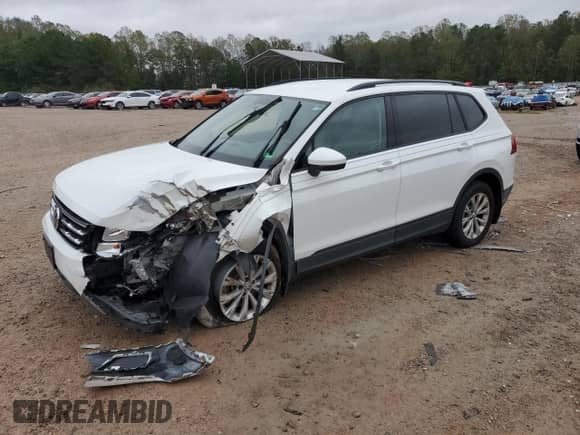 2019 Volkswagen Tiguan S с VIN 3VV0B7AX1KM052494, выставлен на аукционе Copart как лот 85909855 с пробегом 104 737 миль миль и Списание • Salvage title. История ставок и продаж доступна на DreamBid. Изображение 1.