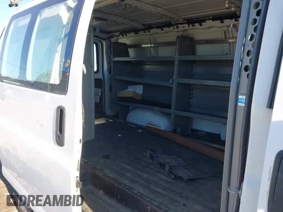2012 Chevrolet Express Cargo с VIN 1GCSHAF44C1153173, выставлен на аукционе IAAI как лот 43337912 с пробегом 126 781 миль миль и . История ставок и продаж доступна на DreamBid. Изображение 8.