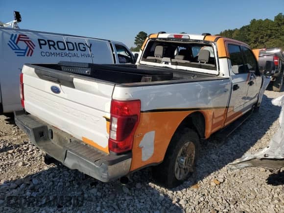 2020 Ford F-250 XL с VIN 1FT7W2B64LED36140, выставлен на аукционе Copart как лот 82115235 с пробегом Не указан миль и Списание • Salvage title. История ставок и продаж доступна на DreamBid. Изображение 3.