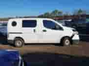 2017 Chevrolet City Express Cargo LS z VIN 3N63M0YN0HK692442, wystawiony jako IAAI lot #41612647 z przebiegiem 197 623 mil mil oraz . Historia ofert i sprzedaży dostępna na DreamBid. Obrazek 13.