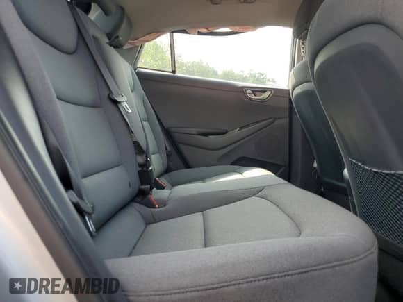 2021 Hyundai Ioniq SE с VIN KMHC75LJ9MU077177, выставлен на аукционе Copart как лот 60105725 с пробегом 48 792 миль миль и Списание • Salvage title. История ставок и продаж доступна на DreamBid. Изображение 10.