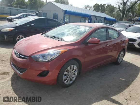 2012 Hyundai Elantra GLS с VIN KMHDH4AE8CU229403, выставлен на аукционе Copart как лот 83985515 с пробегом 156 702 миль миль и Списание • Salvage title. История ставок и продаж доступна на DreamBid. Изображение 1.