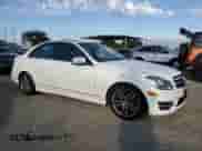 2014 Mercedes-Benz C 250 Sport z VIN WDDGF4HB2EA932024, wystawiony jako Copart lot #82666345 z przebiegiem 158 620 mil mil oraz Czysty tytuł • Clean title. Historia ofert i sprzedaży dostępna na DreamBid. Obrazek 4.