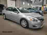 2015 Nissan Altima SV с VIN 1N4AL3AP1FC584995, выставлен на аукционе Copart как лот 81796005 с пробегом 136 012 миль миль и Списание • Salvage title. История ставок и продаж доступна на DreamBid. Изображение 4.