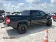 2017 Toyota Tundra SR5 z VIN 5TFEW5F14HX218494, wystawiony jako Copart lot #69531705 z przebiegiem 105 178 mil mil oraz Czysty tytuł • Clean title. Historia ofert i sprzedaży dostępna na DreamBid. Obrazek 3.