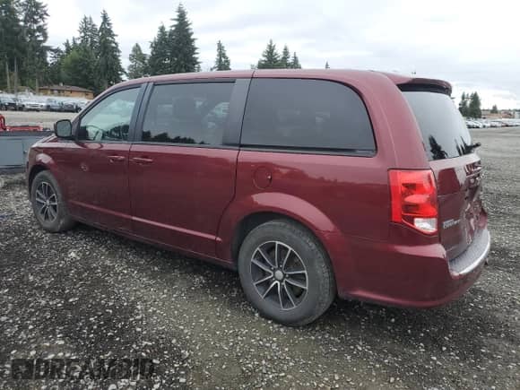 2019 Dodge Grand Caravan GT with VIN 2C4RDGEG3KR594506, listed as a Copart auction lot 68974415 with 147,195 mi miles and Salvage title. Bid and sale history available at DreamBid. Image 2.