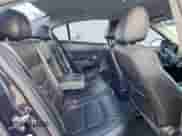 2015 Chevrolet Cruze LT z VIN 1G1PE5SB5F7234428, wystawiony jako Copart lot #86172445 z przebiegiem 124 539 mil mil oraz Czysty tytuł • Clean title. Historia ofert i sprzedaży dostępna na DreamBid. Obrazek 10.