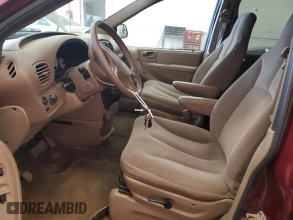 2002 Dodge Caravan Sport with VIN 1B4GP45322B708100, listed as a Copart auction lot 66167205 with 156,610 mi miles and Salvage title. Bid and sale history available at DreamBid. Image 7.