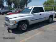 1999 Dodge 2500 with VIN 3B7KC23ZXXG113756, listed as a IAAI auction lot 42549193 with 119,811 mi miles and . Bid and sale history available at DreamBid. Image 2.