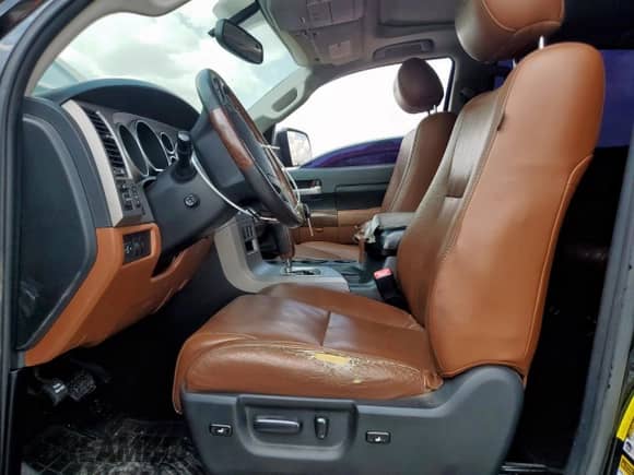 2012 Toyota Tundra Limited z VIN 5TFHW5F12CX266713, wystawiony jako Copart lot #80354775 z przebiegiem 154 198 mil mil oraz Szkoda całkowita • Salvage title. Historia ofert i sprzedaży dostępna na DreamBid. Obrazek 7.