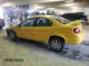 2004 Dodge Neon SXT z VIN 1B3ES56C44D501813, wystawiony jako Copart lot #44321985 z przebiegiem 234 125 mil mil oraz Szkoda całkowita • Salvage title. Historia ofert i sprzedaży dostępna na DreamBid. Obrazek 2.