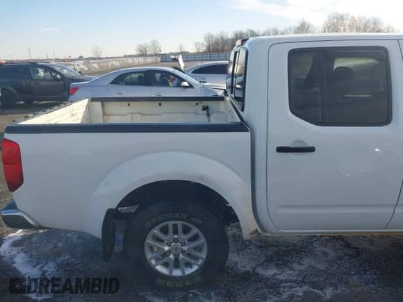 2016 Nissan Frontier S z VIN 1N6AD0EV7GN791926, wystawiony jako IAAI lot #41308257 z przebiegiem 139 253 mil mil oraz . Historia ofert i sprzedaży dostępna na DreamBid. Obrazek 18.