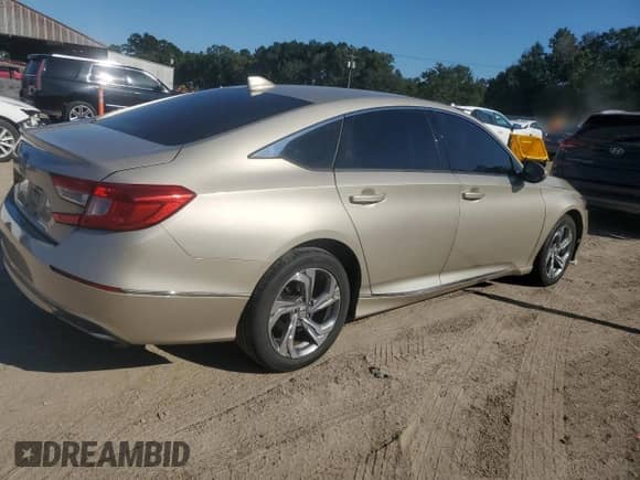 2019 Honda Accord EX-L z VIN 1HGCV1F58KA027596, wystawiony jako Copart lot #81459825 z przebiegiem 164 729 mil mil oraz Czysty tytuł • Clean title. Historia ofert i sprzedaży dostępna na DreamBid. Obrazek 3.