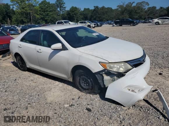 2013 Toyota Camry L с VIN 4T4BF1FK1DR274801, выставлен на аукционе Copart как лот 70643985 с пробегом 250 803 миль миль и Списание • Salvage title. История ставок и продаж доступна на DreamBid. Изображение 4.