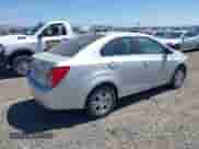 2015 Chevrolet Sonic LT с VIN 1G1JC5SH1F4197413, выставлен на аукционе IAAI как лот 42956346 с пробегом Не указан миль и . История ставок и продаж доступна на DreamBid. Изображение 4.