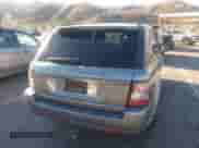 2013 Land Rover Range Rover Sport HSE z VIN SALSF2D45DA798357, wystawiony jako IAAI lot #43534503 z przebiegiem 165 700 mil mil oraz . Historia ofert i sprzedaży dostępna na DreamBid. Obrazek 4.